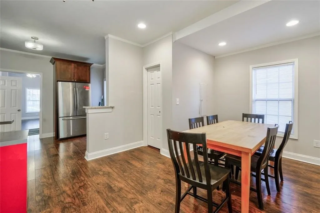 6daf4dc1b73c38bcfffd502a4fc239edl-b878573127od-w1024_h768_x2