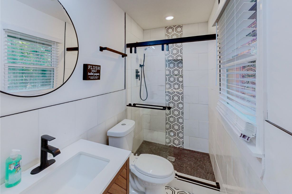 4379-John-Wesley-Dr-Bedroom-5-3-En-Suite