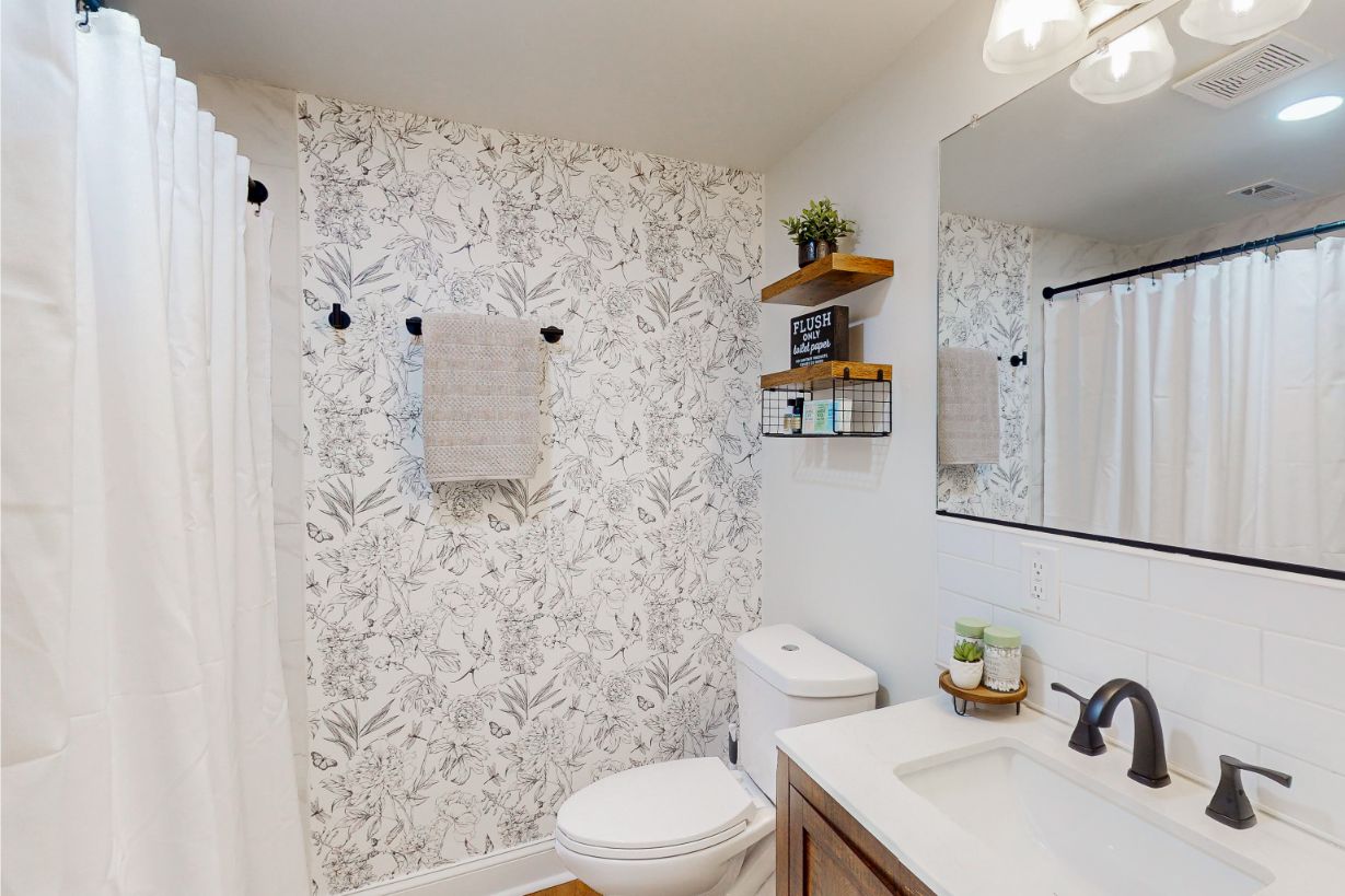 5629-Southern-Pines-Ct-Bathroom-1-1