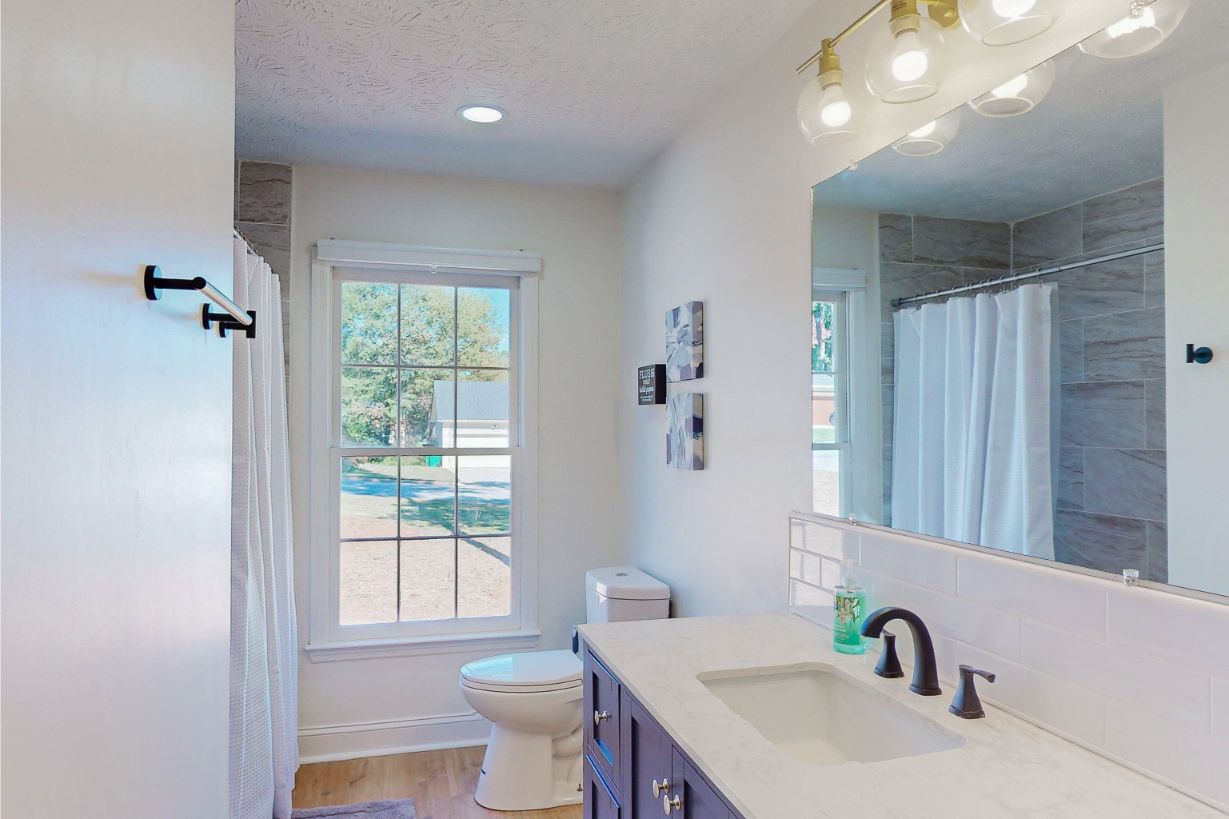 5629-Southern-Pines-Ct-Bathroom-2-1