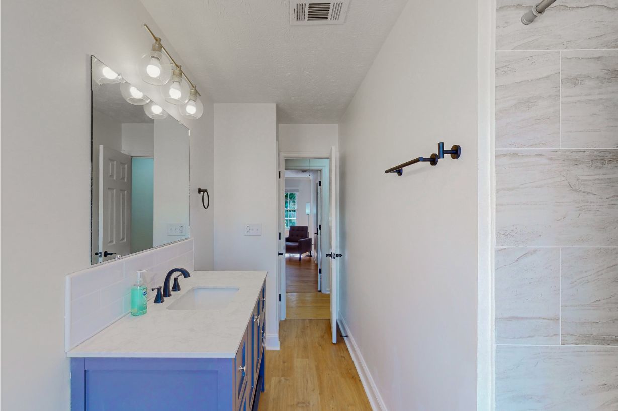 5629-Southern-Pines-Ct-Bathroom-2-2