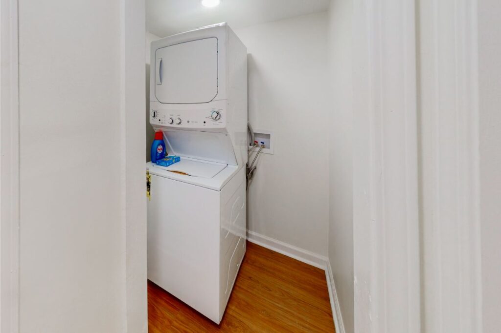 5629-Southern-Pines-Ct-Downstairs-Laundry
