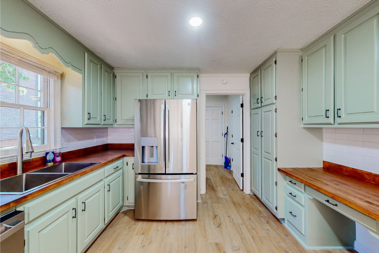 5629-Southern-Pines-Ct-Kitchen-2