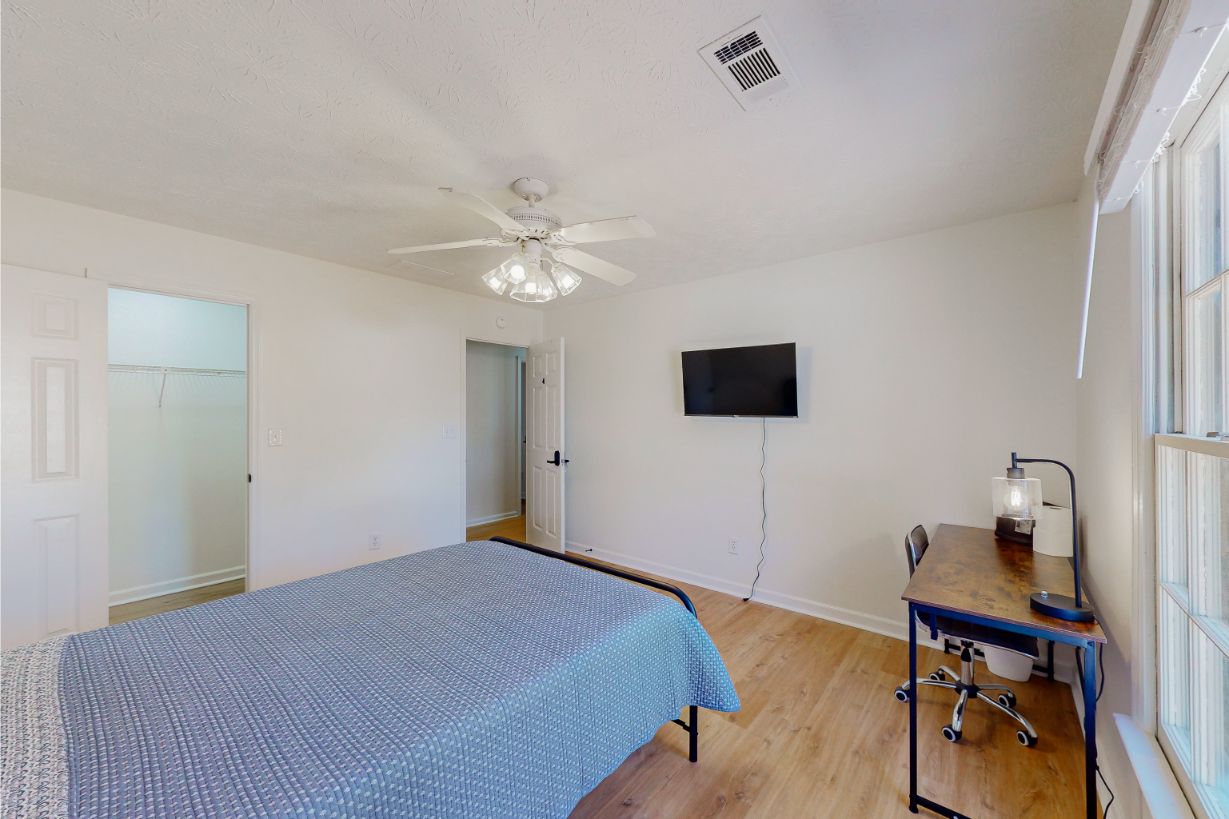 5629-Southern-Pines-Ct-Room-4-2